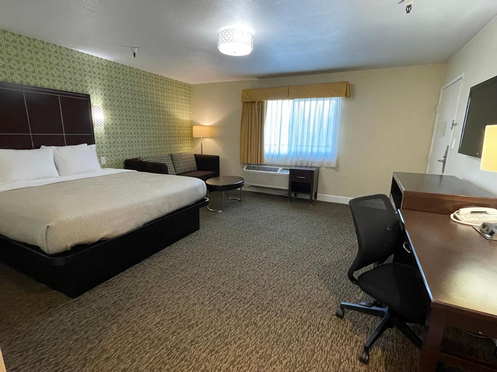 Quality Inn Ontario Airport Convention Center Szoba fotó